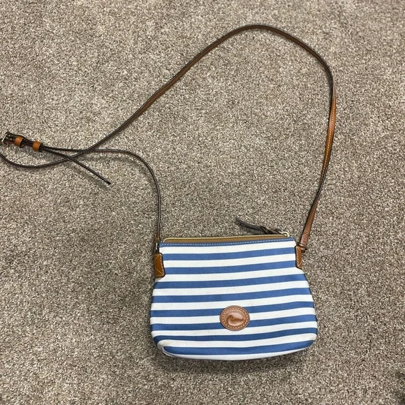 Bourke Blue And White Striped Purse DOONEY Bourke Blue And White